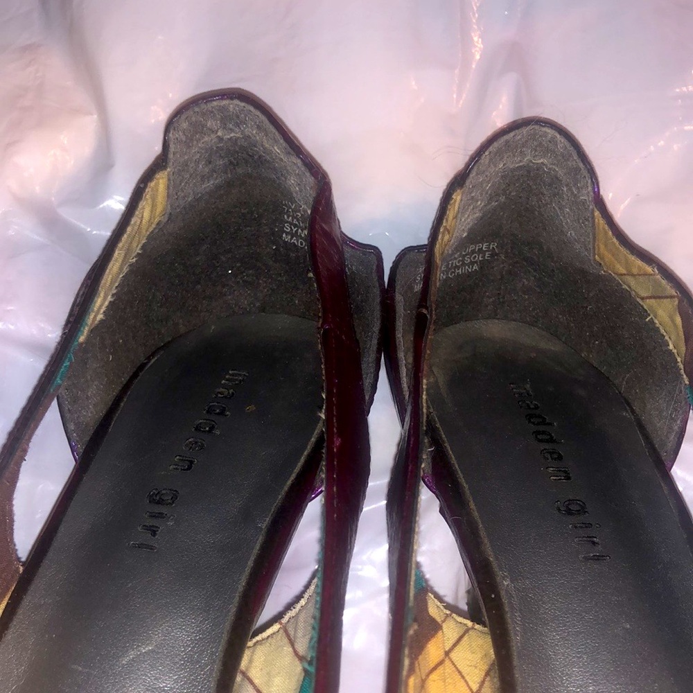 Shimmery blue-magenta painted Madden Girl heels - Picture 4 of 7